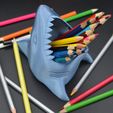 DSC_9254.jpg Shark pensil holder