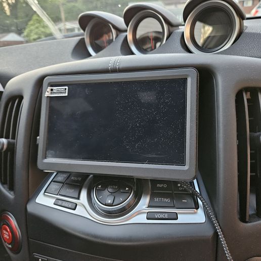370z Carplay / Android Auto Screen Adapter