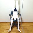 01.jpg life-size handstand model