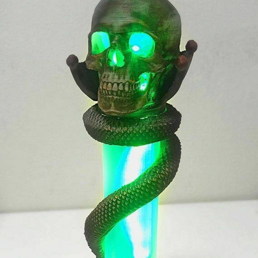 f7e87d9720be9abc2b3effa729e7f112.jpg Rasputin relicquary (lamp) from Anastasia