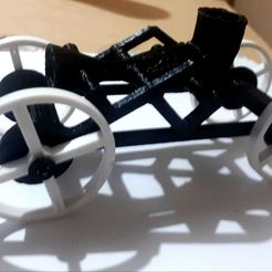 Ultra-light car with balloon-powered Venturi System