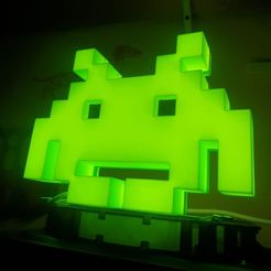2.jpg 3D file Alien Lamp Space invaders・3D printer model to download, Taiopai
