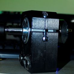 _MG_0932.jpg STL file Spindle holder for 775dc motor・Model to download and 3D print