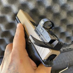 IMG_6039.jpg STL file rmr to vortex venom/burris/viper with charging handle・3D printer model to download