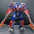245041671_4570771422979523_530204058632861726_n.jpg Transformers Optimus Prime SS swords
