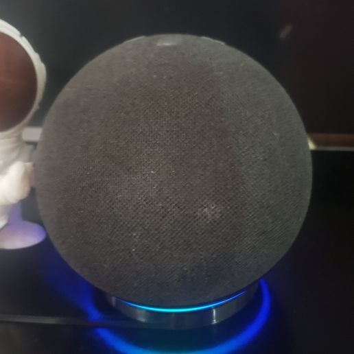 20221124_164756.jpg Suporte Alexa Echo Dot 4a e 5a Geração O Astronauta e sua Lua
