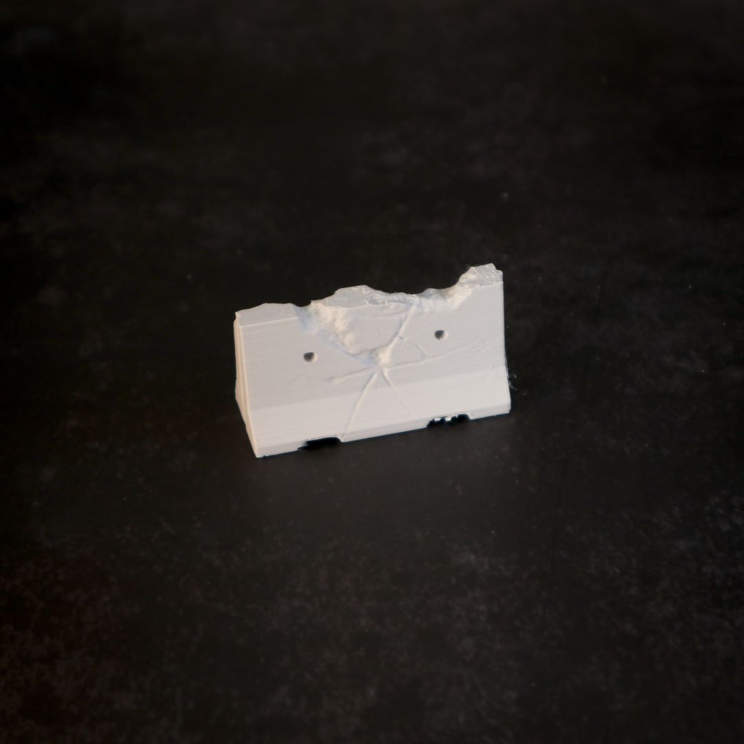 20200911155729_IMG_0233.jpg Download STL file Concrete Barrier Damaged modules • 3D print template, The3Dprinting