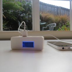 IMG_1024.JPG Fichier STL gratuit USB Backup Powerbank・Modèle imprimable en 3D à télécharger