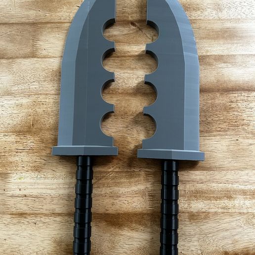 IMG_4331.jpg ELF SHORT SWORD WITH PIN CONNECTION 2FT