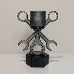 20230106_151221.jpg Mechanics Trophy