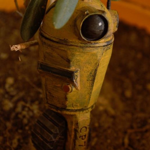 murphy-robot3.jpg Cute letter carrier robot