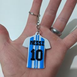 IMG_10-03-2023_23-46-08_8.1.011.jpg STL file KEYCHAIN MESSI 10 JERSEY・Model to download and 3D print