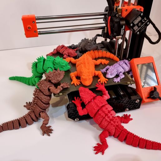 20220124_130544.jpg Lézard articulé Pas de support Impression en place