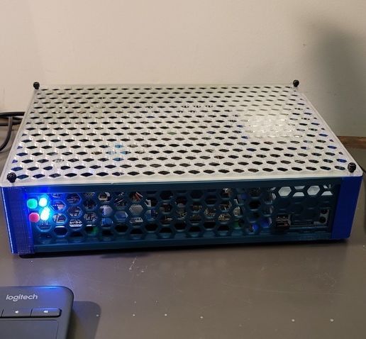 f5a334e5-a2d9-469c-a595-c58e6abd2486.jpg Slim Pc Case (REMIX)