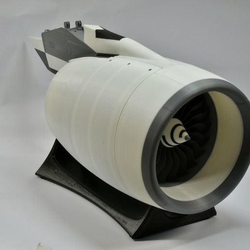 6E2A28C4-E666-4D11-84FF-E057DAF82981.jpeg High Bypass Engine Nacelle