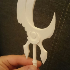 Capture d’écran 2017-06-02 à 15.06.07.png Free STL file WoW Bloodmoon Axe・Object to download and to 3D print