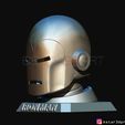 02.jpg IronMan Classic Helmet - wearable with standbase - Marvel Comic