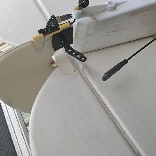 🎛️ HobbyZone Rear Flaps and Rudder control Arms.・Free STL File for 3D ...