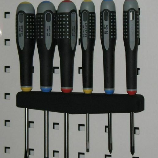 img_3191.jpg Screwdriver holder