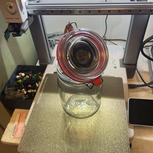 WhatsApp-Image-2025-04-22-at-20.12.58.jpeg Hygroholder Hygrometer Jar Curing Cannabis Weed