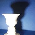 IMG_20200525_214713_2.jpg Vase illusion (Edgar Rubin)