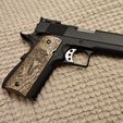IMG_20221002_194646.jpg COLT 1911 CLASSIC SHAPE GRIPS DRAGON ALSO FOR AIRSOFT