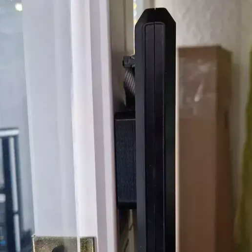 20240224_185053.webp Nebula Pad mount - Outside the cabinet