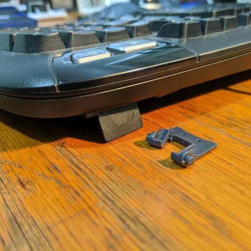 ⌨️ Keyboard Angle Support Foot - Logitech Wave・Free STL File for ・Cults