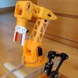 3fb5ed13afe8714a7e5d13ee506003dd_display_large.jpg Robotic Arm with 5 degree of freedom printed in 3D