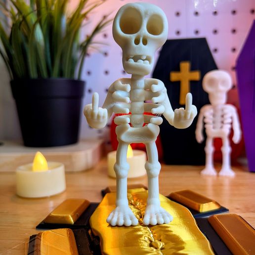 T2.jpg Cercueil surprise