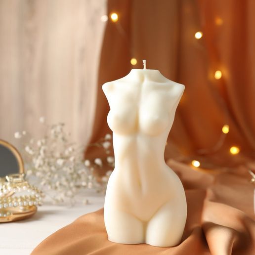 FEMALE TOSRO 3D model