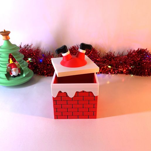 IMG_8049.jpg Schachtel mit Weihnachtsdekoration