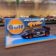 photo_2022-02-18_11-30-25.jpg Hotwheels Mclaren F1 GTR Display Base (Gulf Racing) + Generic Gulf Racing Display Base