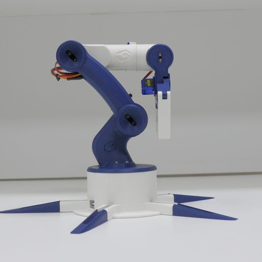 P1330389.jpg DIY ARDUINO ROBOTIC ARM WITH SMARTPHONE CONTROL 2023