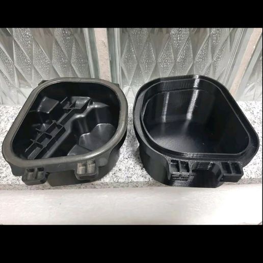 BMW E90 headlight DUST COVER - 3D model önizlemesi