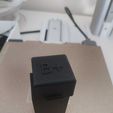 IMG-20250710-WA0004.jpg BMW E39 Couvercle de borne positive du moteur