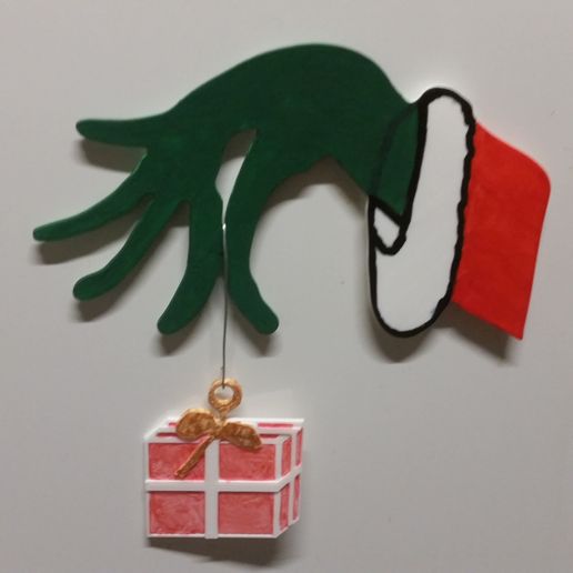 20191202_195656.jpg Grinch Hand xmas