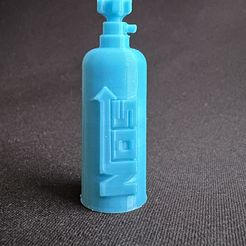 IMG_9313.jpg NOS bottle for car diorama and keychain