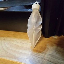 7e2dbbba-b5ac-435a-a03c-800fcdf14a85.jpg Free 3D file Ornament - Pointy Twist・3D printable design to download