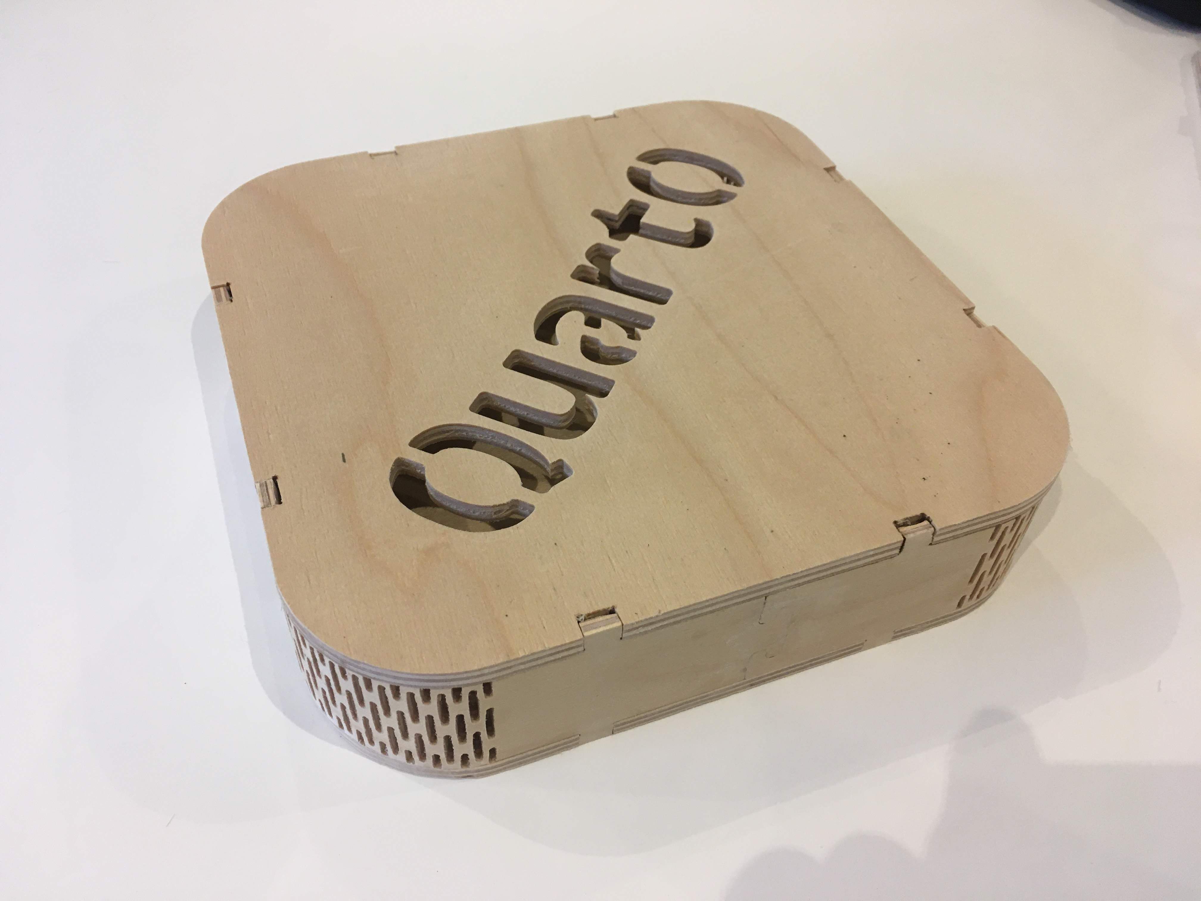 IMG_1840.jpg Free SCAD file Quarto Game box (CNC)・Object to download and to 3D print, Locorico