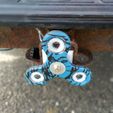 IMG_20170916_150955.jpg 2 INCH hitch cover and fidget spinner