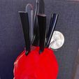 419468183_239577805853121_7924580691742068690_n.jpg Porte couteaux deadpool