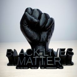 InShot_20200529_173734113.jpg Black lives matter