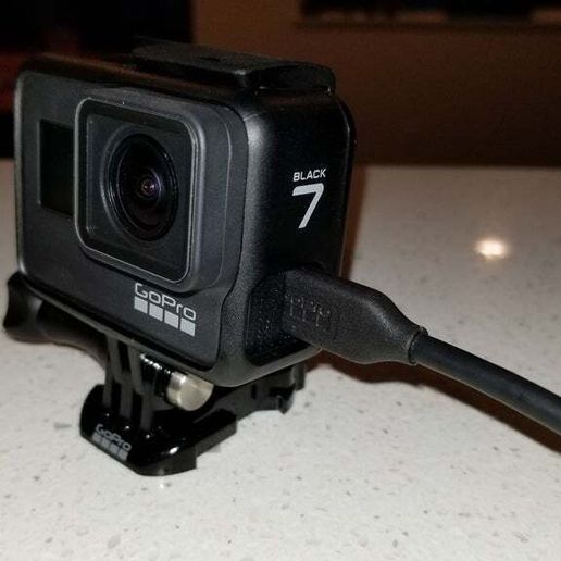 GoPro - マットGoPro HERO 7 BLACK GoPro's Hero 7 Black sets a new bar for video stabilization