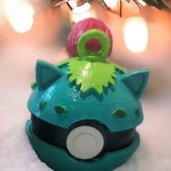 ORNEMENTS DE NOËL POKEMON - POKEBALLS - IVYSAURS