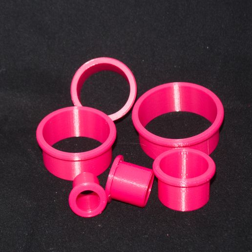 pyorea03.jpg Round polymer clay cutter set