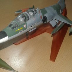 20220325_232920.jpg Airplane support - F-104 Starfighter - Modelex