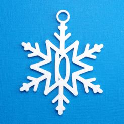 DSnowflakeInitialGiftTag3DPhoto.jpg Letter D - Snowflake Initial Gift Tag Ornament