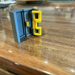 clip1.jpg Spare clip for Gulliver transport box