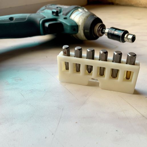 bit-holder-fast-change-1.jpg Fast and easy change bit holder